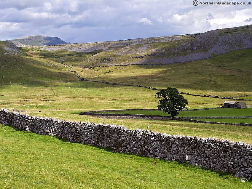 Lake District and Yorkshire Dales HD wallpaper