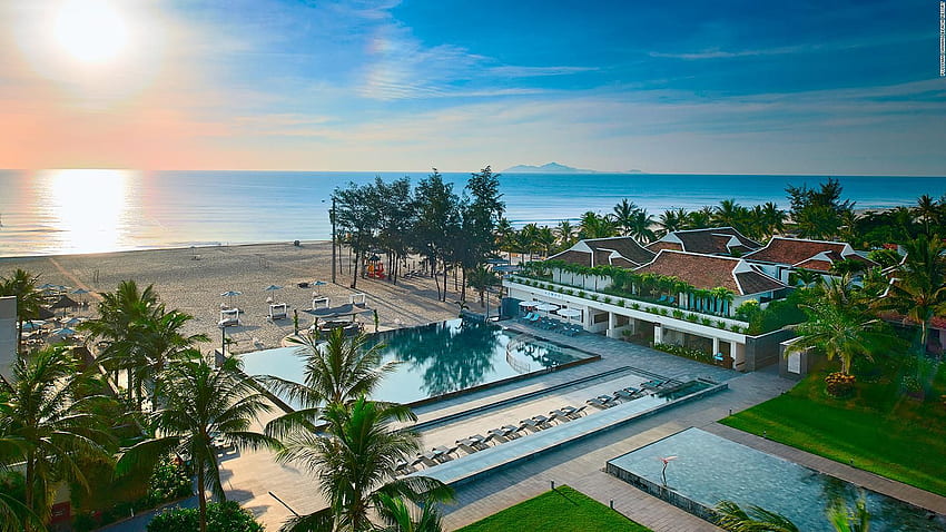 of Da Nang's best beach hotels for your vacation in Vietnam HD wallpaper