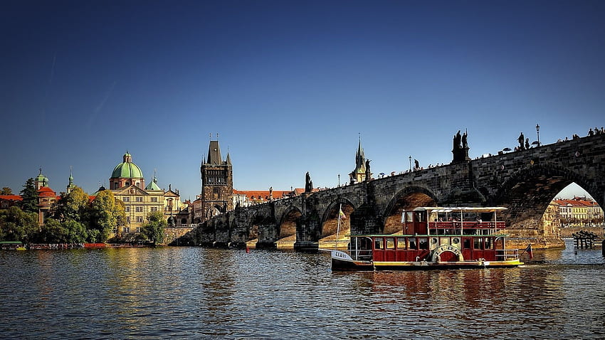 Ponte Carlo dei fiumi storici della repubblica ceca di Praga Sfondo HD