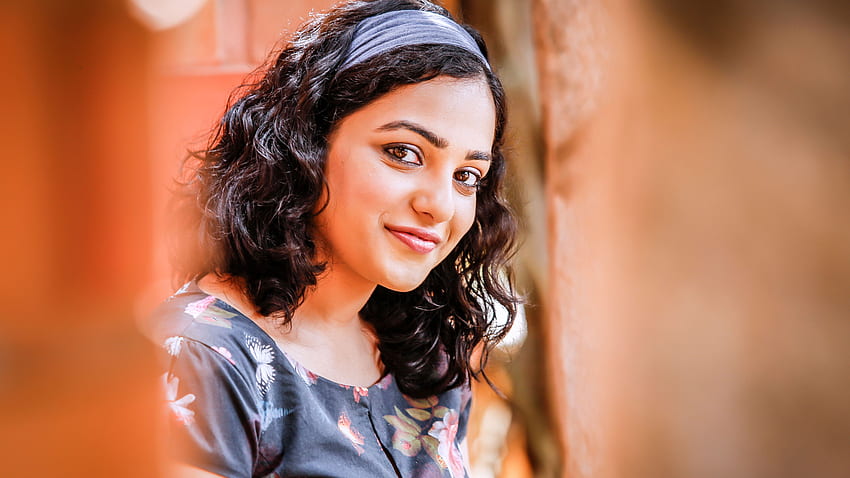 Nithya Menen, Schauspielerin, Malayalam, Kannada, Telugu, Tamil, Malayalam-Schauspieler HD-Hintergrundbild