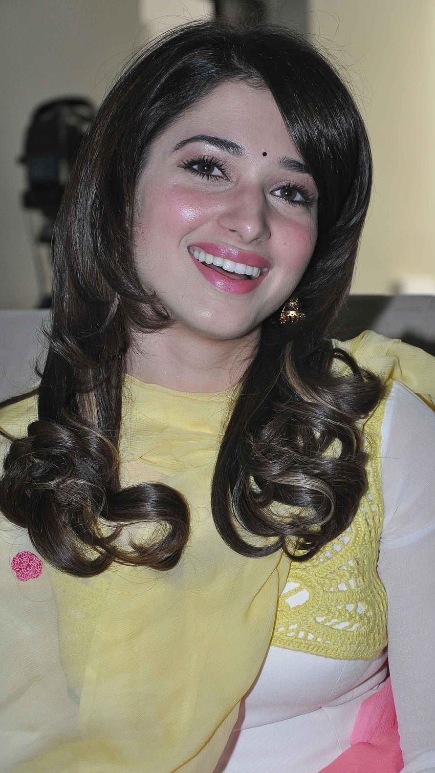 Tamanna Bhatia, bollywood actress, milky beauty HD phone wallpaper