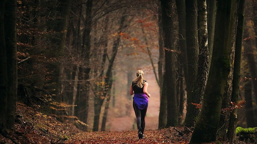 Running Girl Jogging, 1366 X 768 Girl HD wallpaper