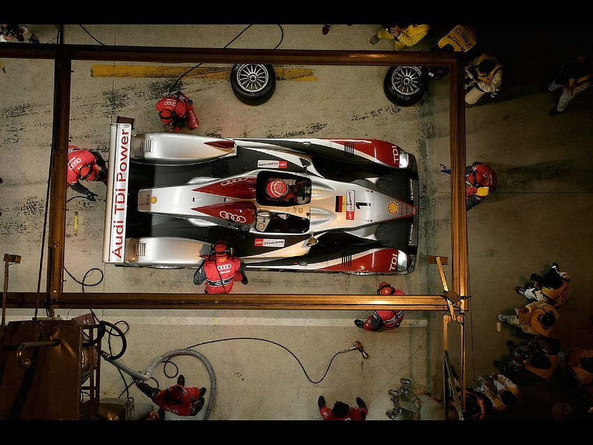 Audi R10 TDI Le Mans Winner – Pit Stop Top - Car HD wallpaper