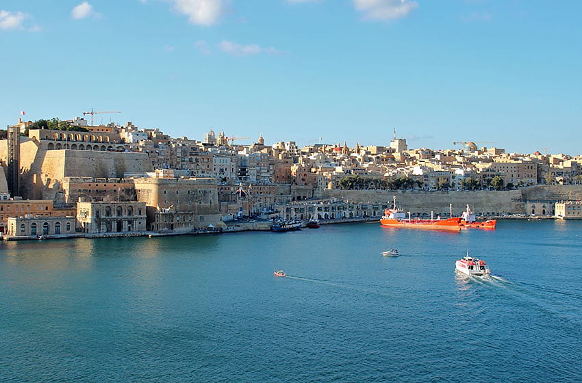Malta Valetta ship Bay Pier Cities Houses HD wallpaper