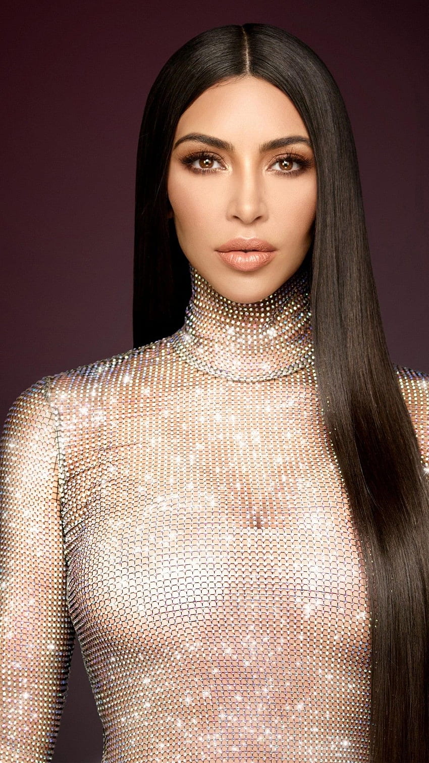 Kim Kardashian HD phone wallpaper