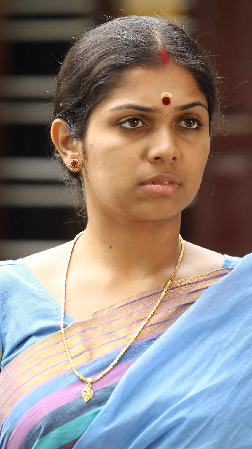 Anjali Nair, attrice mallu, amante dei sari Sfondo del telefono HD