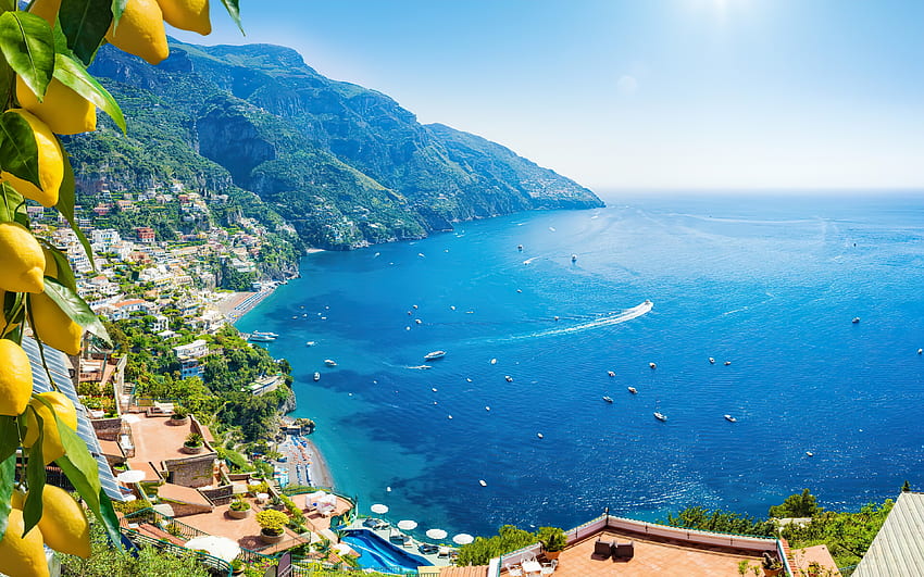 Pantai Amalfi, biru, laut, Amalfi, pantai, kota, cantik, Italia, bebatuan, pantai, musim panas, pohon lemon, pemandangan, Positano, Campania, jelas, resor Wallpaper HD