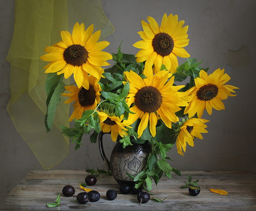 Sunflowers, Flowers, Vase, Berries HD wallpaper | Pxfuel