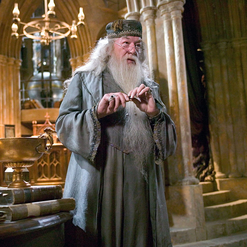 Meilleures citations de Dumbledore. POPSUGAR Smart Living, Albus Dumbledore Fond d'écran de téléphone HD