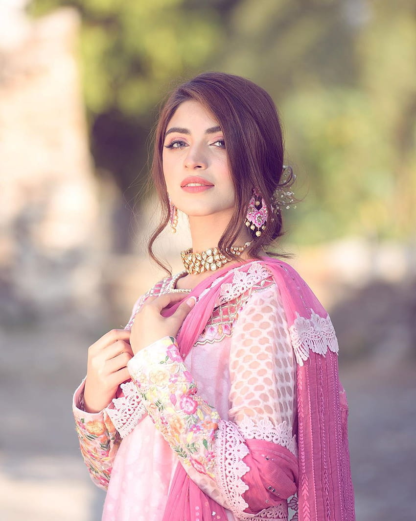 Kinza Hashmi ideas. kinza hashmi, pakistani actress, pakistani dresses HD phone wallpaper