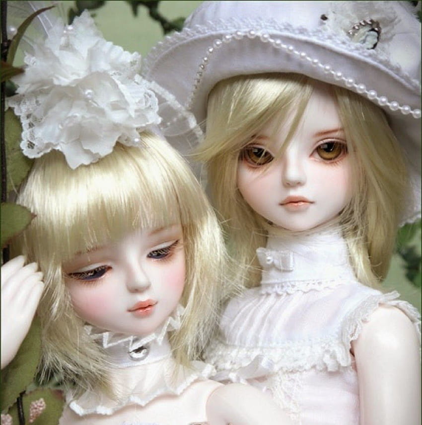 Cute Twins Barbie Dolls HD phone wallpaper