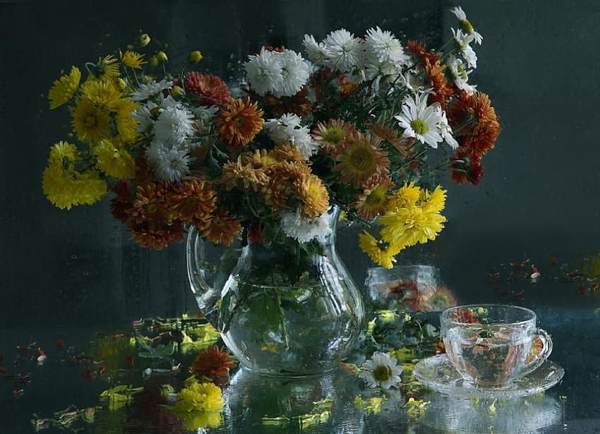 nature morte 1, miroir, art, couleurs, beau, pot en verre, réflexion, fleurs, tasse à thé en verre, eau Fond d'écran HD