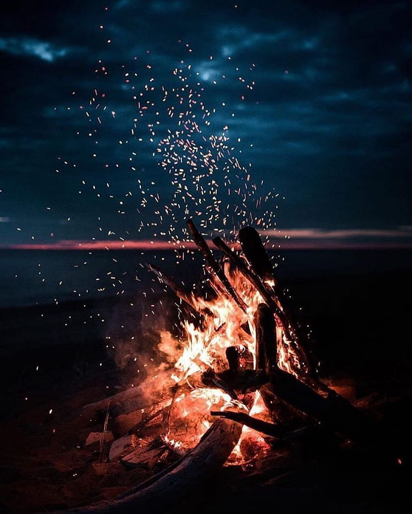 Aesthetic Fire 1080×1345, Campfire Aesthetic HD phone wallpaper