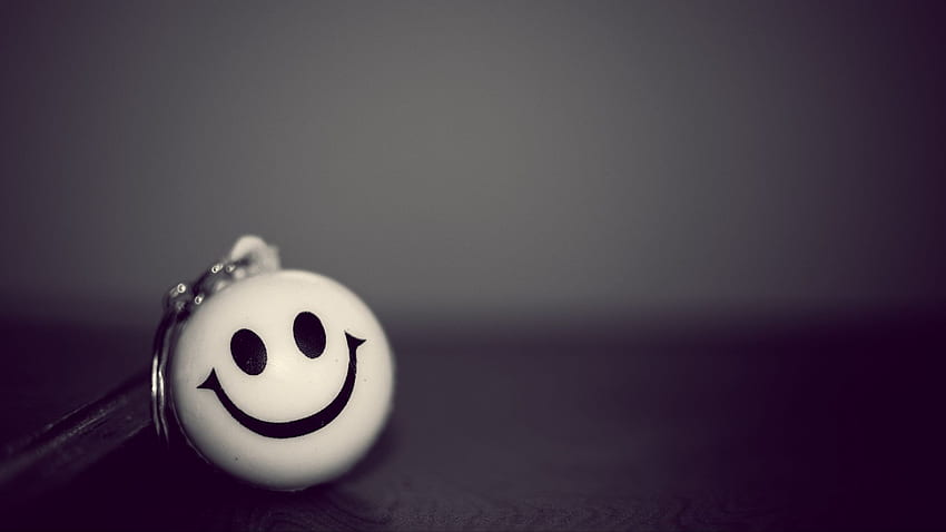 Smiley Wallpapers, HD Smiley Backgrounds, Free Images Download