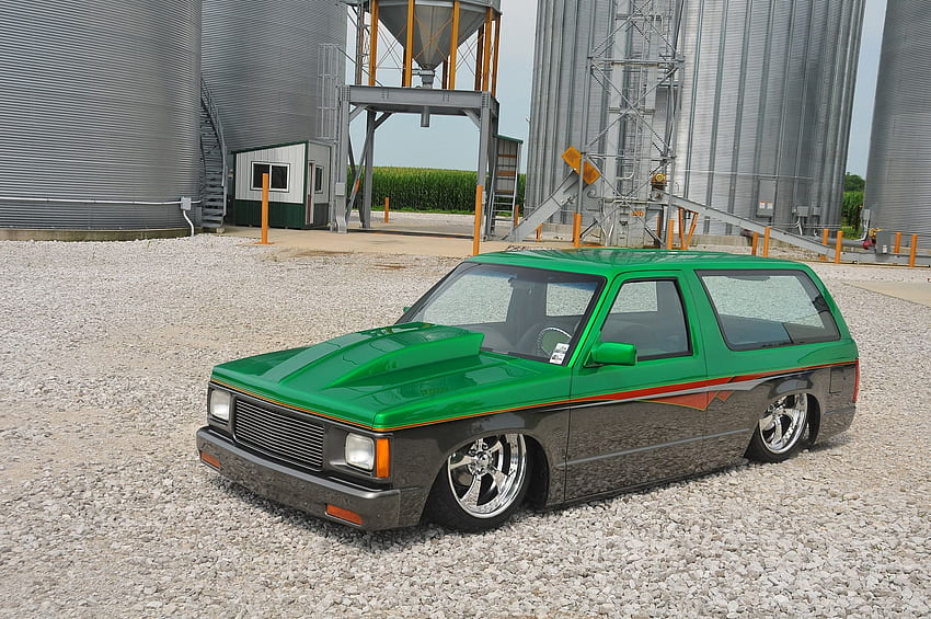 1985-Chevy-S10-Blazer, verde, corbatín, golpeado, GM fondo de pantalla