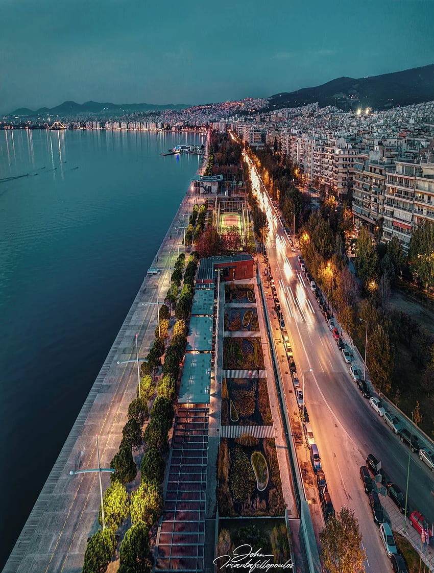 Η ονειρική Θεσσαλονίκη του Γιάννη Τριανταφυλλόπουλου. Paralaksy, Saloniki Tapeta na telefon HD