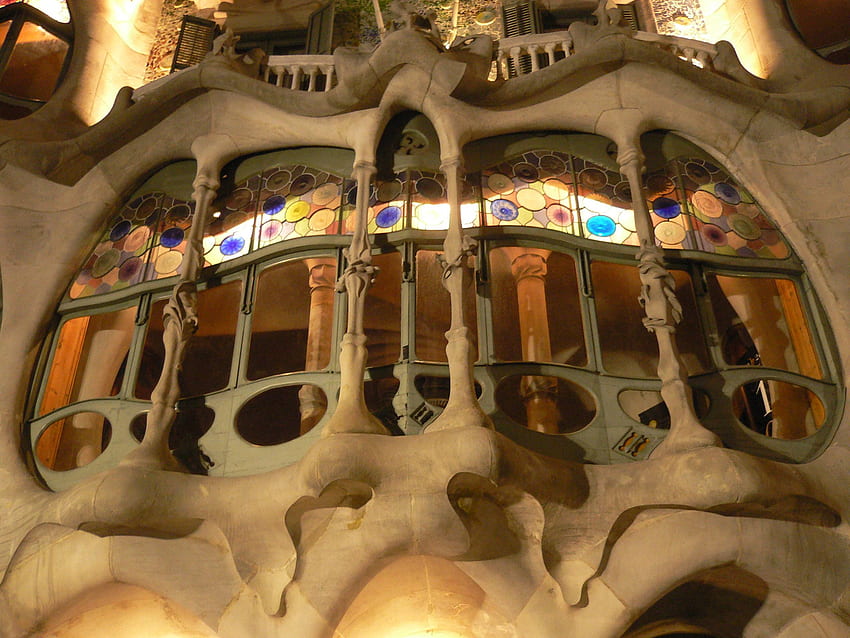 Gaudi HD wallpaper