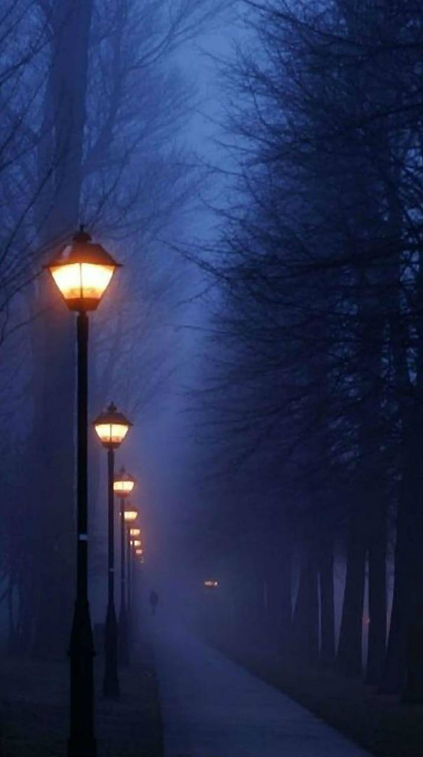 Париж - мъглива нощ HD тапет за телефон