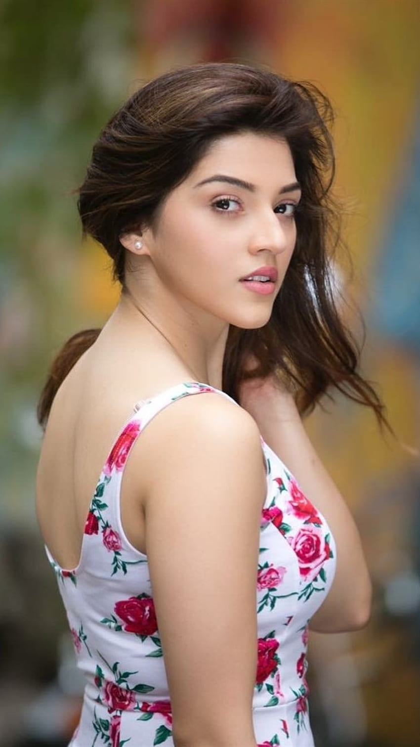 Mehreen Kaur Pirzada, tamilische Schauspielerin HD-Handy-Hintergrundbild