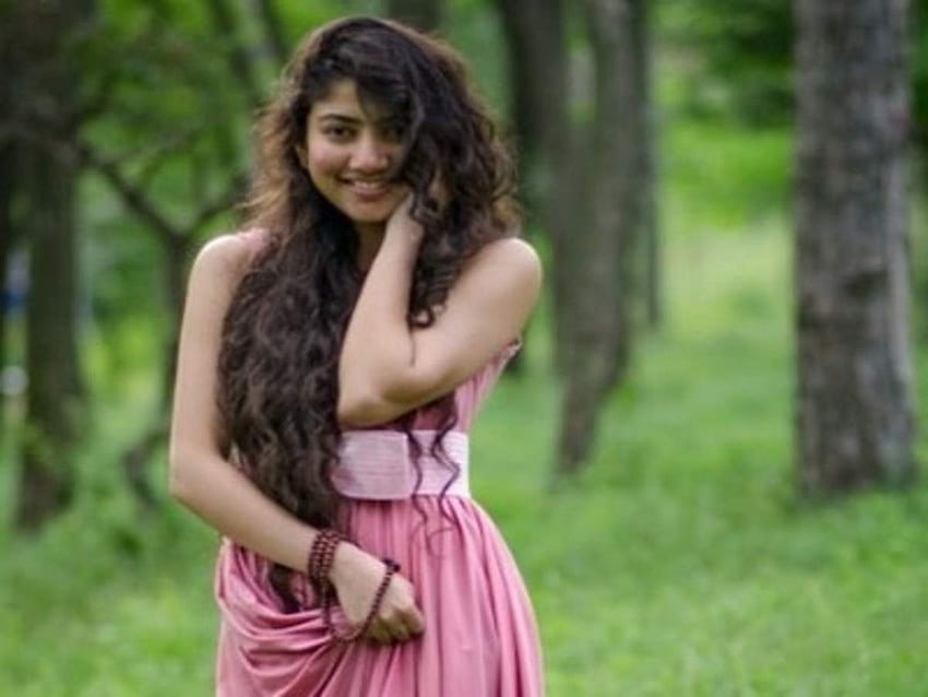 Sai Pallavi: L'attrice intreccia la magia con il suo personaggio semplice. Malayalam Movie News - Tempi dell'India, Premam Sfondo HD