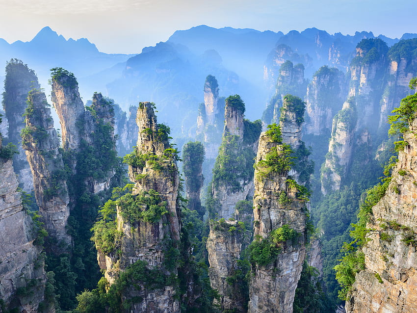Tianzi Mountains - The most beautiful rock formations in China, Hallelujah Mountains HD wallpaper