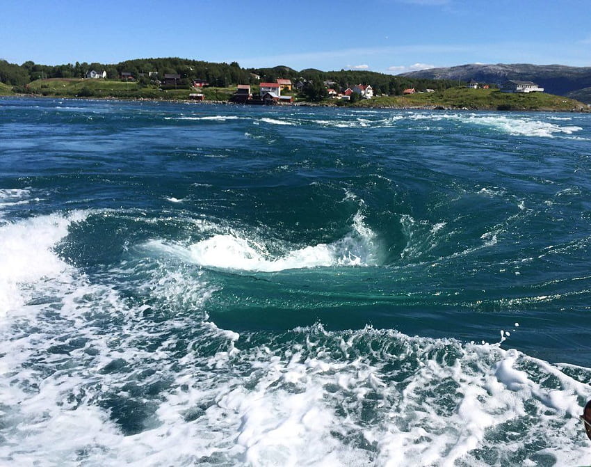 Whirlpool In The Sea с високо качество HD тапет