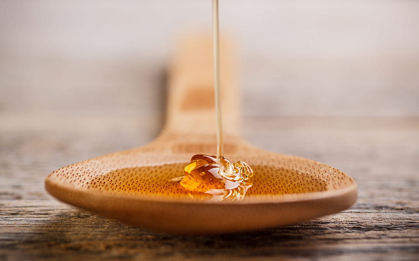 pouring honey, spoon with honey, sweets, honey, honey concepts, wooden spoon HD wallpaper