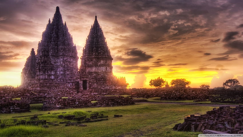 Le temple hindou perdu dans la brume de la jungle Indonésie, temple de Bali Fond d'écran HD