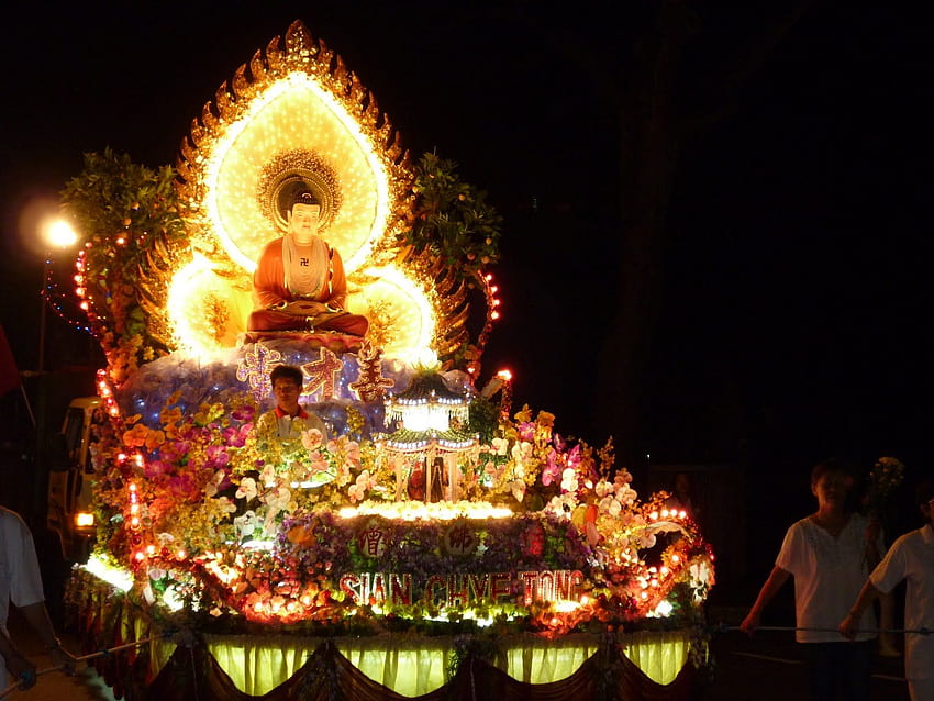Wesak or Vesak Day – Buddhas Birtay, Vesak Lanterns HD wallpaper
