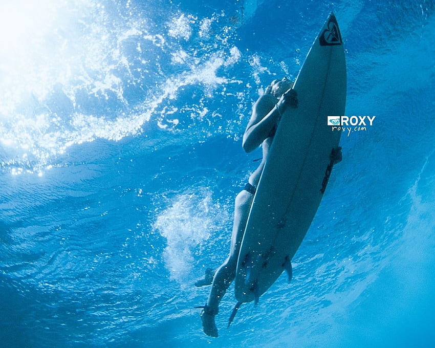 Roxy surfing HD wallpaper