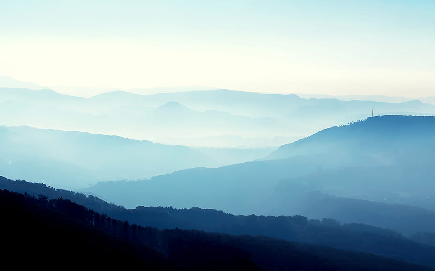 Misty Mountains - Retina ディスプレイ用に最適化 - 2880 x 1800 高画質の壁紙