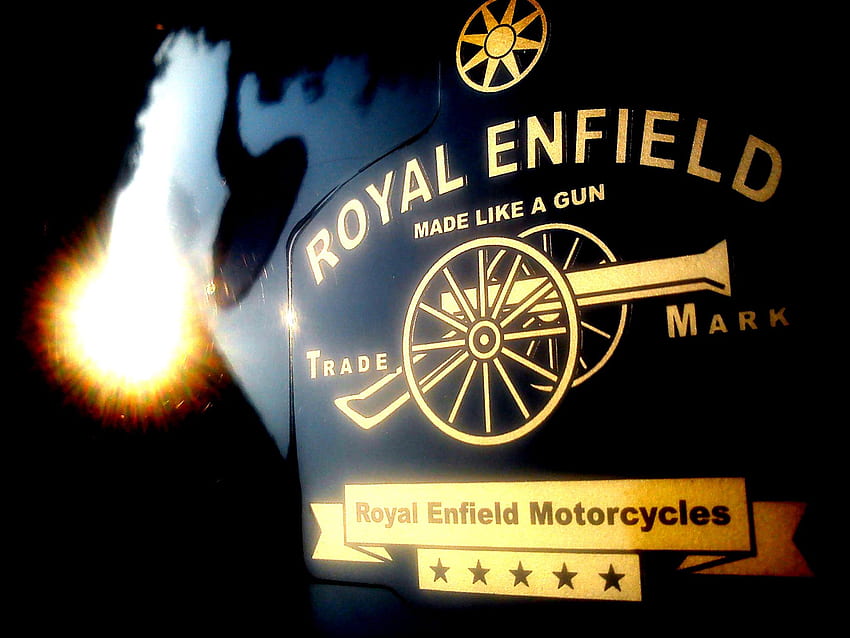 A15 RE Logo for Royal Enfield 11.5 X 11.5 CM BLACK
