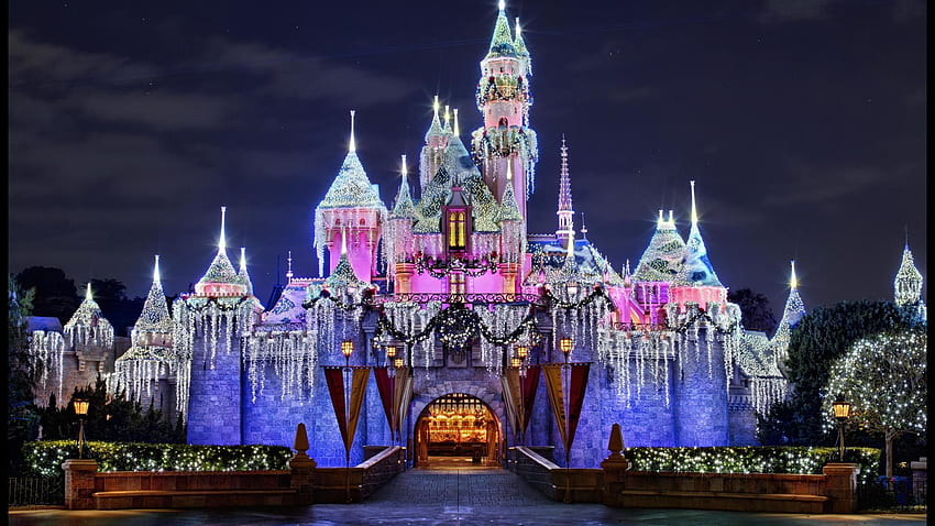 Philip on stuff. Disneyland christmas, Sleeping beauty castle disneyland, Castle backdrop HD wallpaper