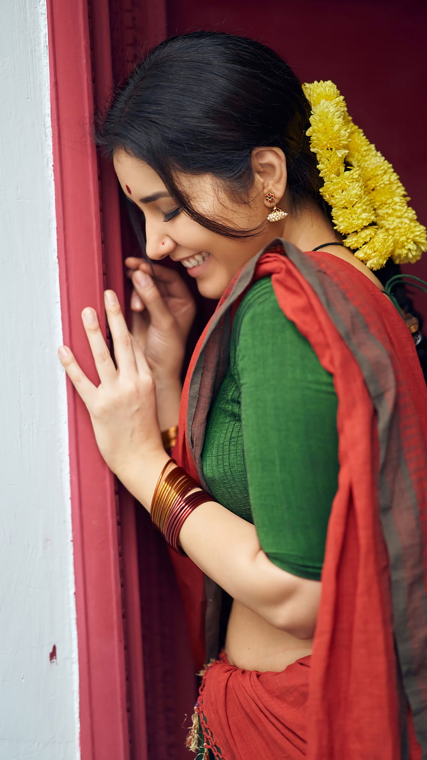 Rashi khanna, телугу актриса, великолепна, любител на сари, гореща великолепна, красота на сари HD тапет за телефон