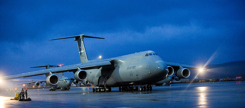 C 5Ms dostarcza helikoptery wojskowe do Europy dla Atlantic Resolve > Siły Powietrzne > Wyświetlacz artykułów, Lockheed C 5 Galaxy Tapeta HD
