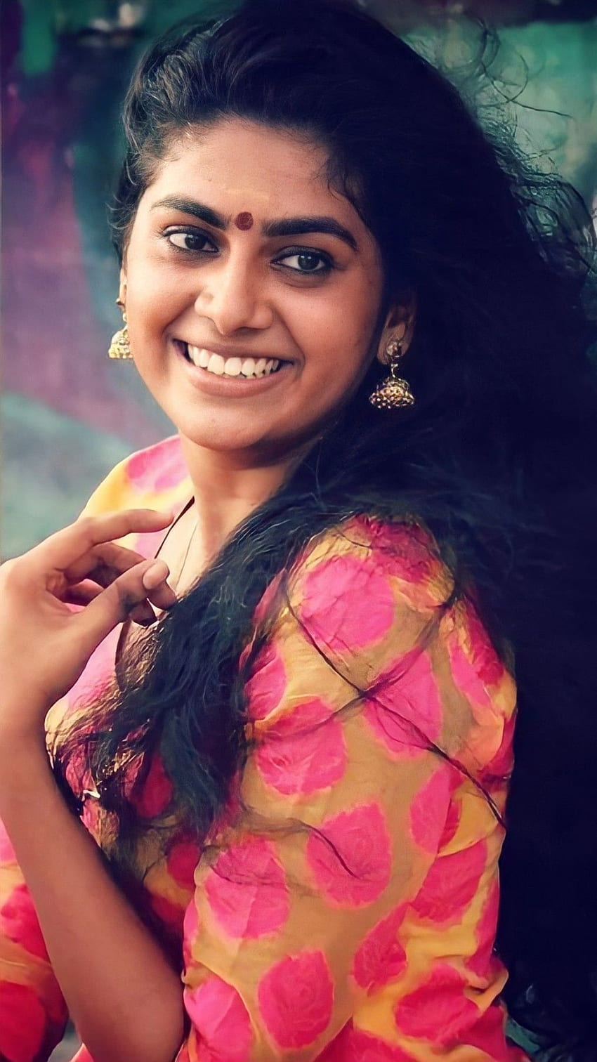 Nimisha Sajan Malayalam Actress Beautiful Hd Phone Wallpaper Pxfuel