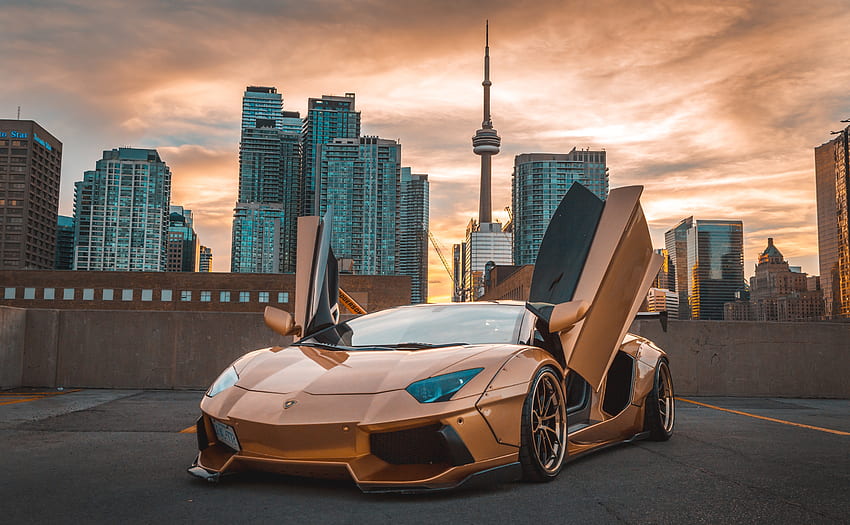 Златно Lamborghini Aventador, CN tower HD тапет