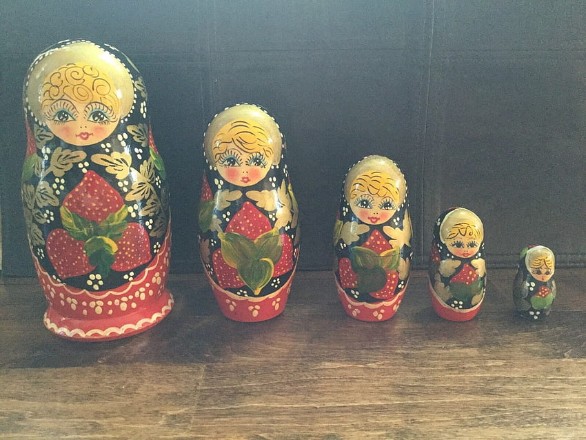 Matryoshka Russian Nesting Dolls Very Bright Handpainted Handmade 93D สำหรับขายทางออนไลน์ วอลล์เปเปอร์ HD