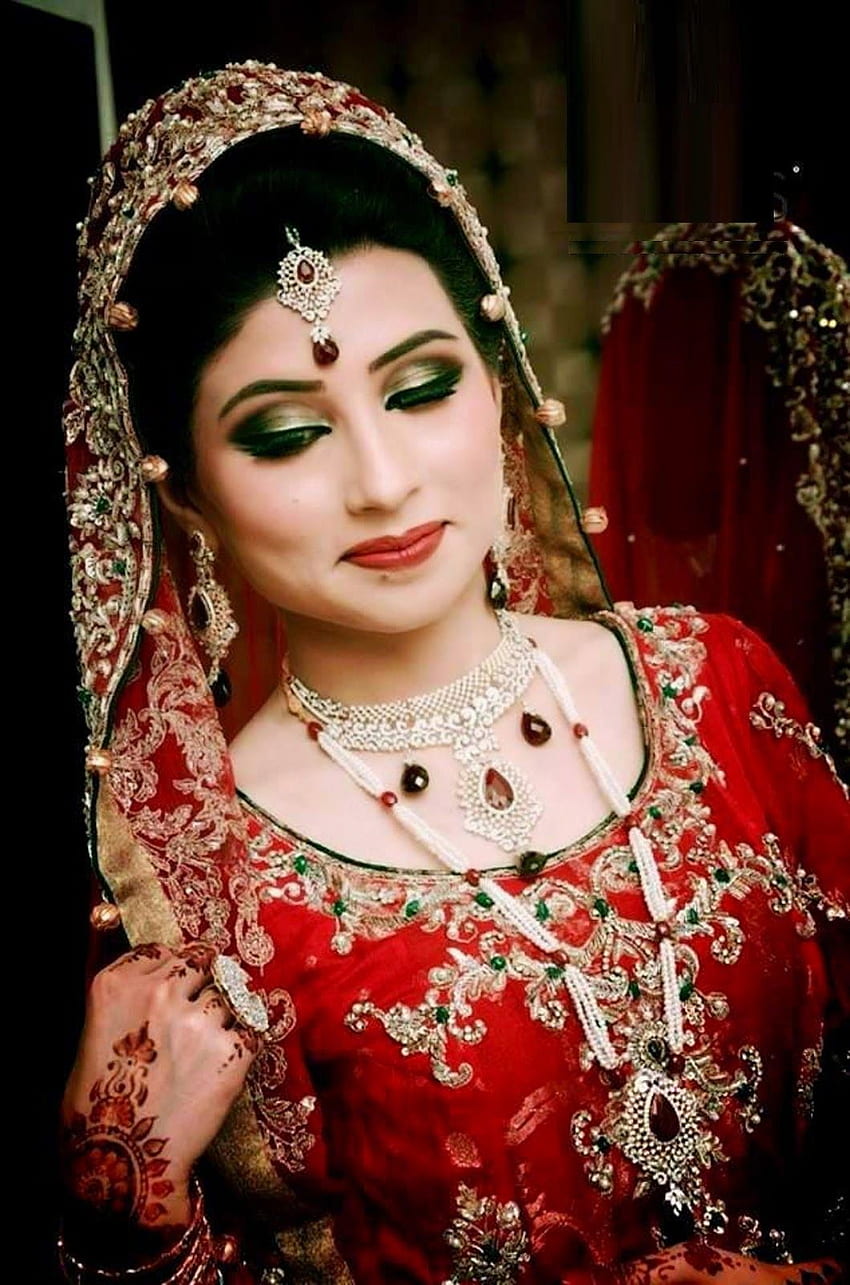 Beautiful And Pretty Bridal Makeup, Desi Indian Bride HD phone wallpaper