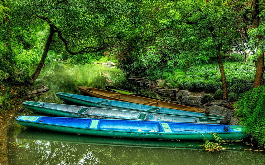 Natur, Bäume, Steine, Boote, Ufer, Ufer, Bunt, Grüns HD-Hintergrundbild