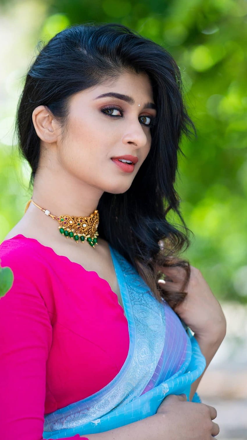 Aditi prabhudeva、カンナダ語の女優 HD電話の壁紙
