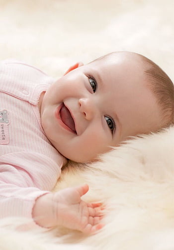 sweet smiling babies wallpapers