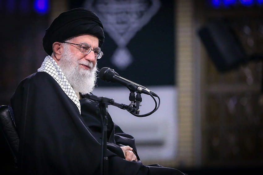 Pemimpin Iran Ali Khamenei mengatakan negaranya tidak berperang Wallpaper HD