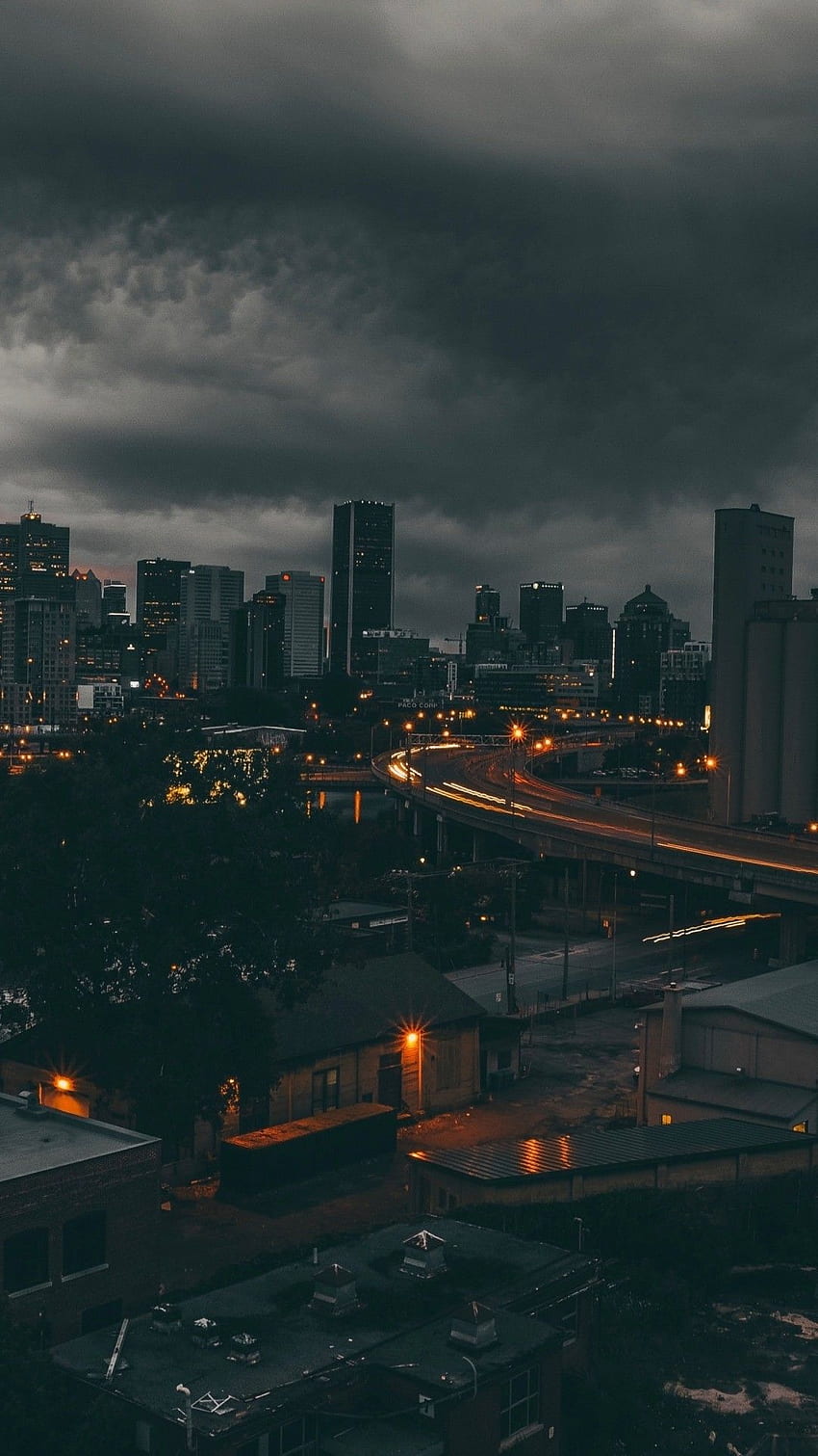 Канада, Монреал, Тъмни облаци, Градски пейзаж, Сгради - 1584 X 396 HD тапет за телефон