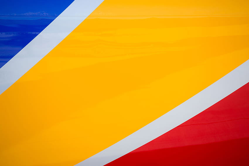SOUTHWEST AIRLINES UNVEILS ITS NEW LOOK, SAME HEART HD wallpaper