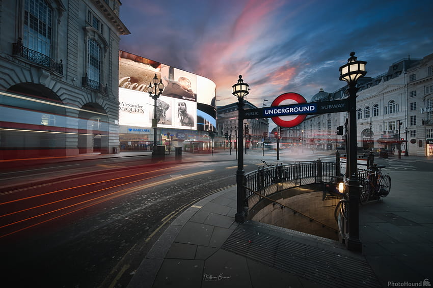 z Piccadilly Circus Tapeta HD