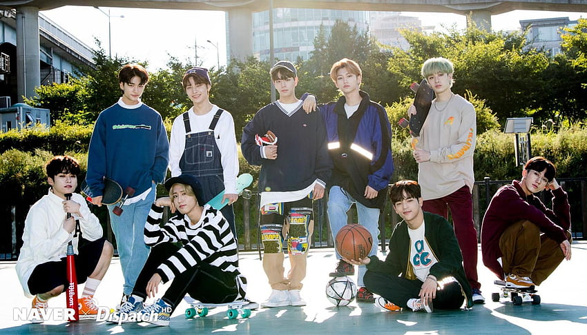 Laptop Stray Kids HD wallpaper