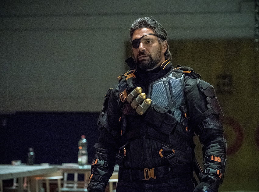Deathstroke Is Once Again Off Limits For Arrow HD wallpaper
