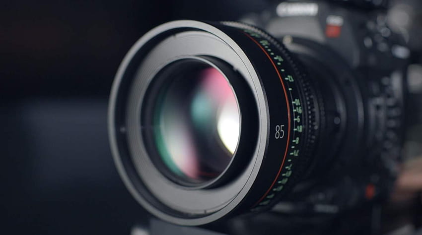 Top 10 der besten Vlogging-Objektive für alle Kameras von 2022 + Bewertungen! HD-Hintergrundbild