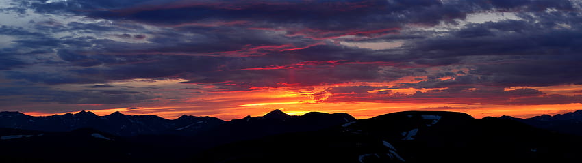 podwójny monitor, niebo, poświata, czerwone niebo o poranku, chmura, zachód słońca, czerwony i czarny Podwójny monitor Tapeta HD